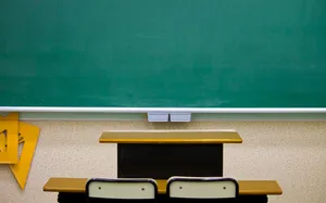 エンジニアと学校教員の両立とそのメリットの紹介